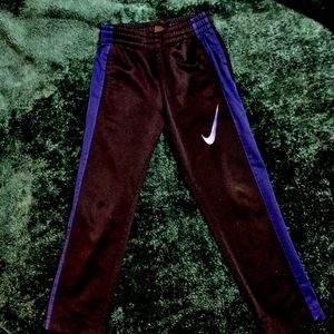 Nike joggers. Dri- fit.   Boys.  4 / XS